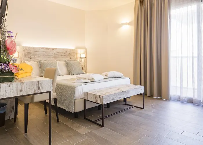 Hotell Ambassador 4*