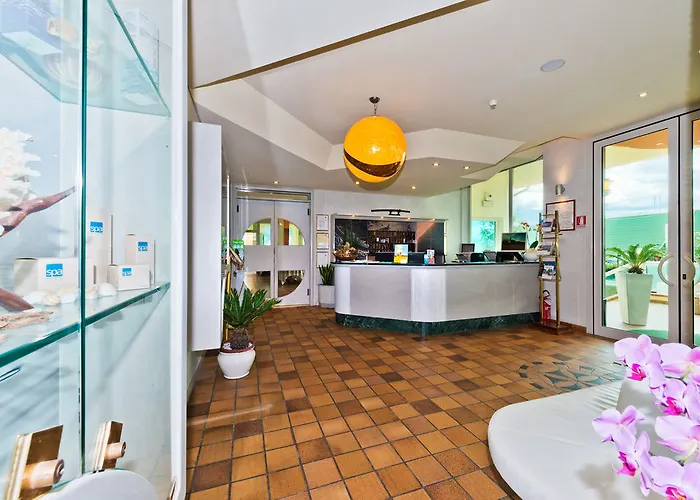 Hotell Ambassador 4*