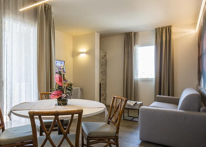 Hotell Ambassador 4*