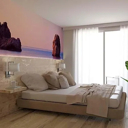 Hotel Ambassador 4*
