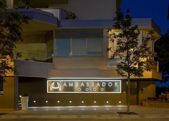 大使酒店 4* 比比翁